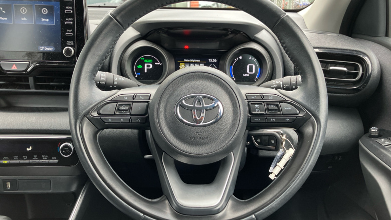 Toyota Yaris 1.5 Hybrid Design 5dr CVT Hybrid Hatchback